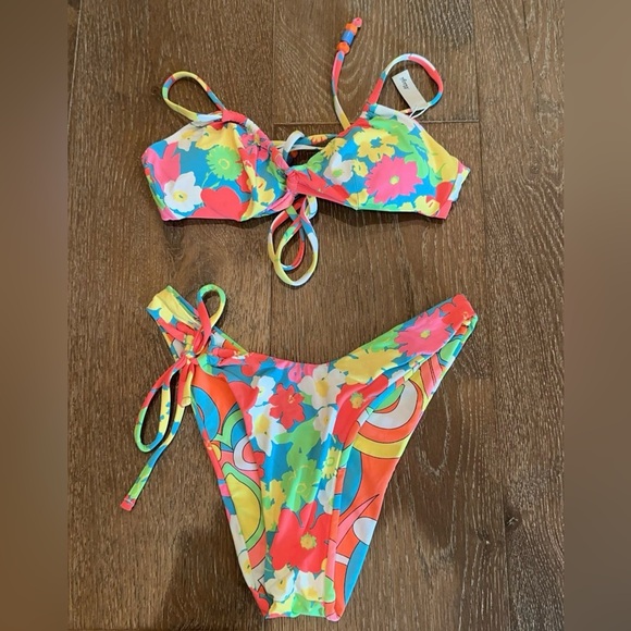 Maaji Bikini - Picture 2 of 4